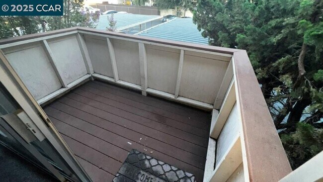 Building Photo - 4260 Clayton Rd