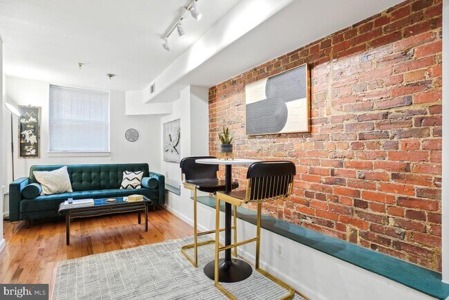 Building Photo - 1514 21st St NW