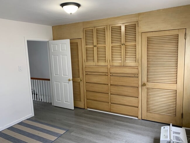 Building Photo - Renovated 3 bed 1 bath house for rent