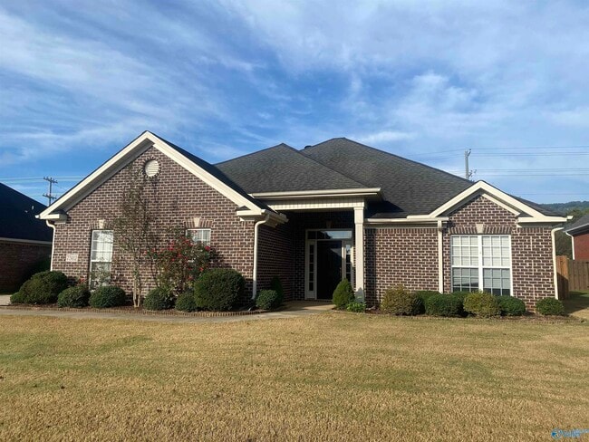 Primary Photo - 7502 Parktrace Ln SE