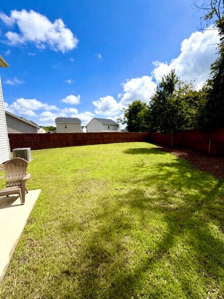 Building Photo - 60 Ruffian Ct
