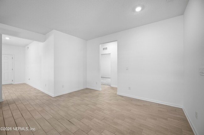 Building Photo - 3239 Golden Eye Dr
