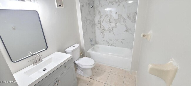 Building Photo - 2118 Oak Meadow Cir