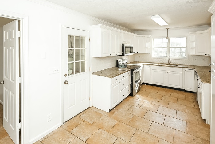 Building Photo - 515 Candlewick Ct