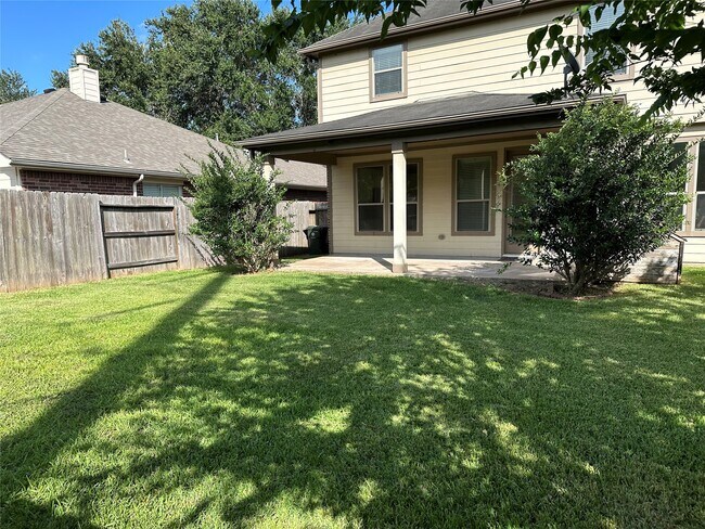 Building Photo - 2606 Riverhollow Ln