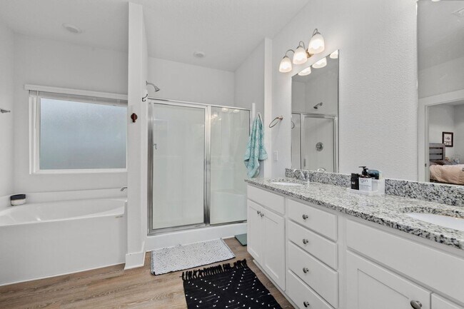 Building Photo - Your Gulf Breeze Dream Home Awaits in Forest Bay