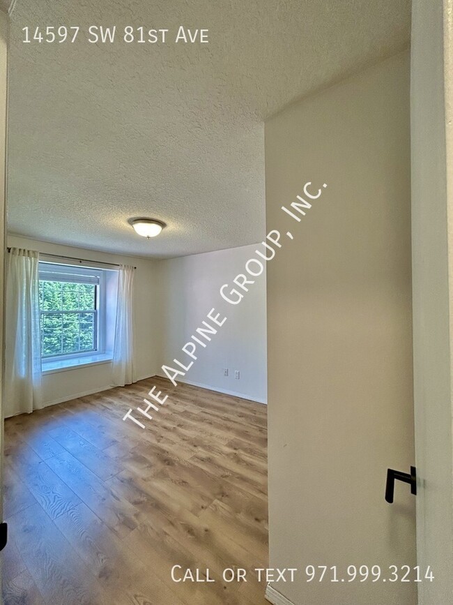 Building Photo - 14597 SW 81st Ave