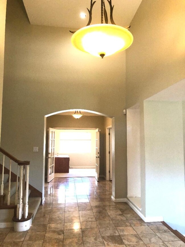 Building Photo - 12393 Beauchamps Ln