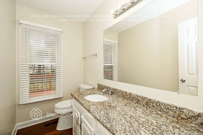 Building Photo - 13101 Angel Oak Dr