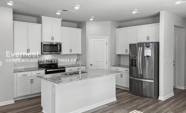 Building Photo - 4 Bed/2.5 Bath New Construction Home with Garage / Pet-Friendly / Available Now!