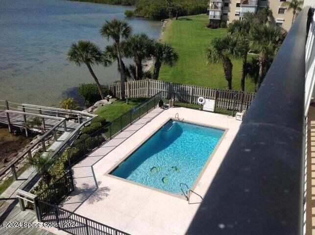 Building Photo - 161 Majestic Bay Ave