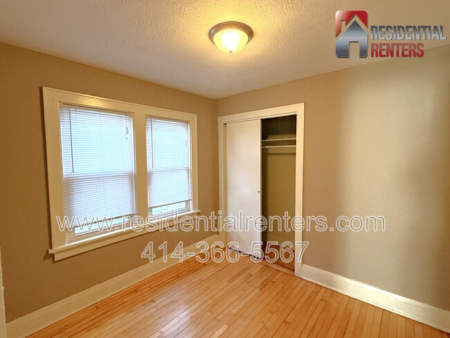 Building Photo - 2009 S 68th St