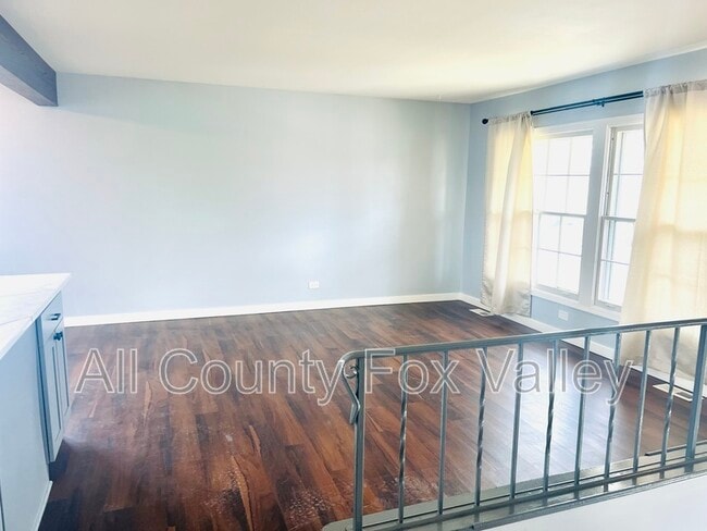 Building Photo - 1670 Chippendale Rd