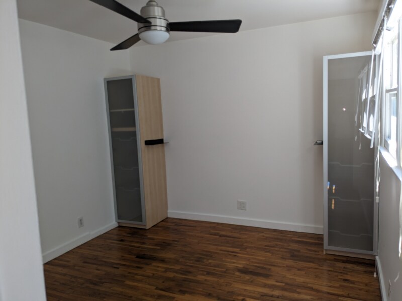 Building Photo - 250 3rd Ave