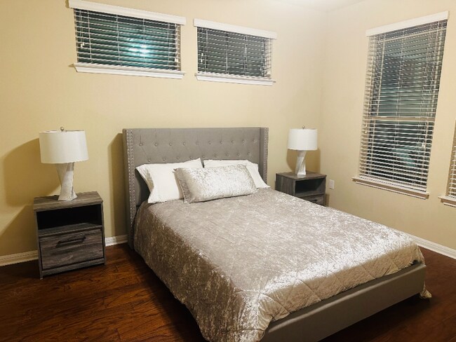 Building Photo - 16200 Cantania Cove