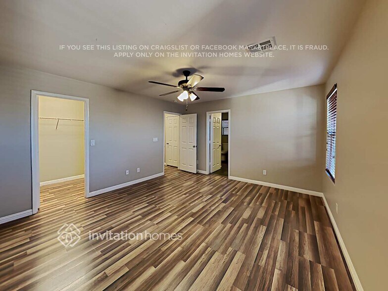 Building Photo - 7912 Point Oaks Ct