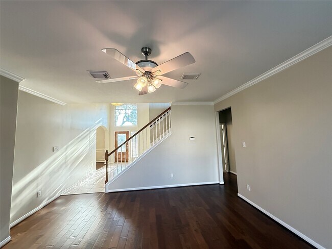 Building Photo - 3808 Travis Lake Ct