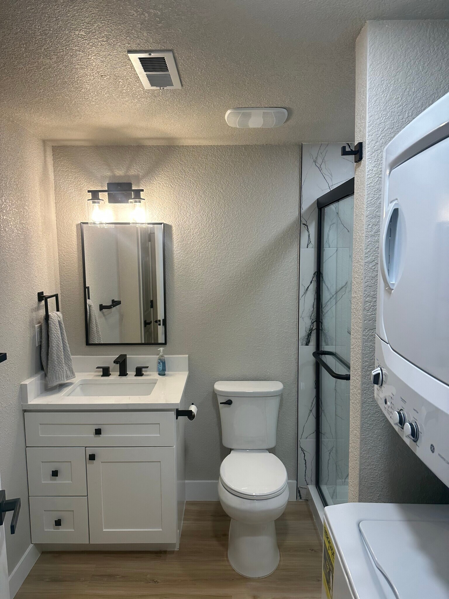 Building Photo - 7502 S Emerson Cir