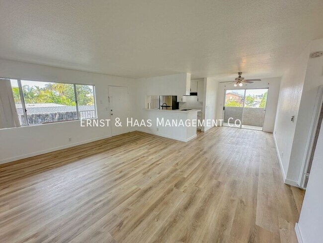 Building Photo - 1080 St Louis Ave