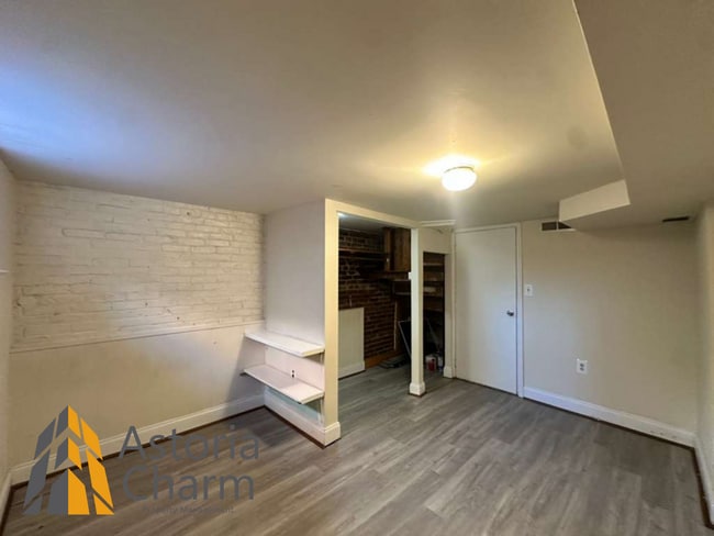 Building Photo - Move in by March 31st - Pick your move in incentive: A TV, 1 month free on a 13th month lease, or...