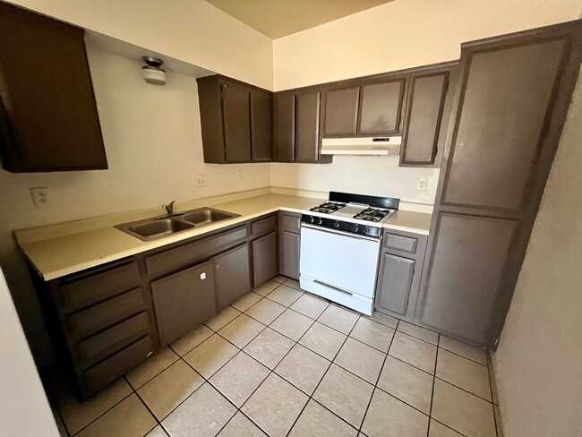 Building Photo - 73433 Sun Valley Dr