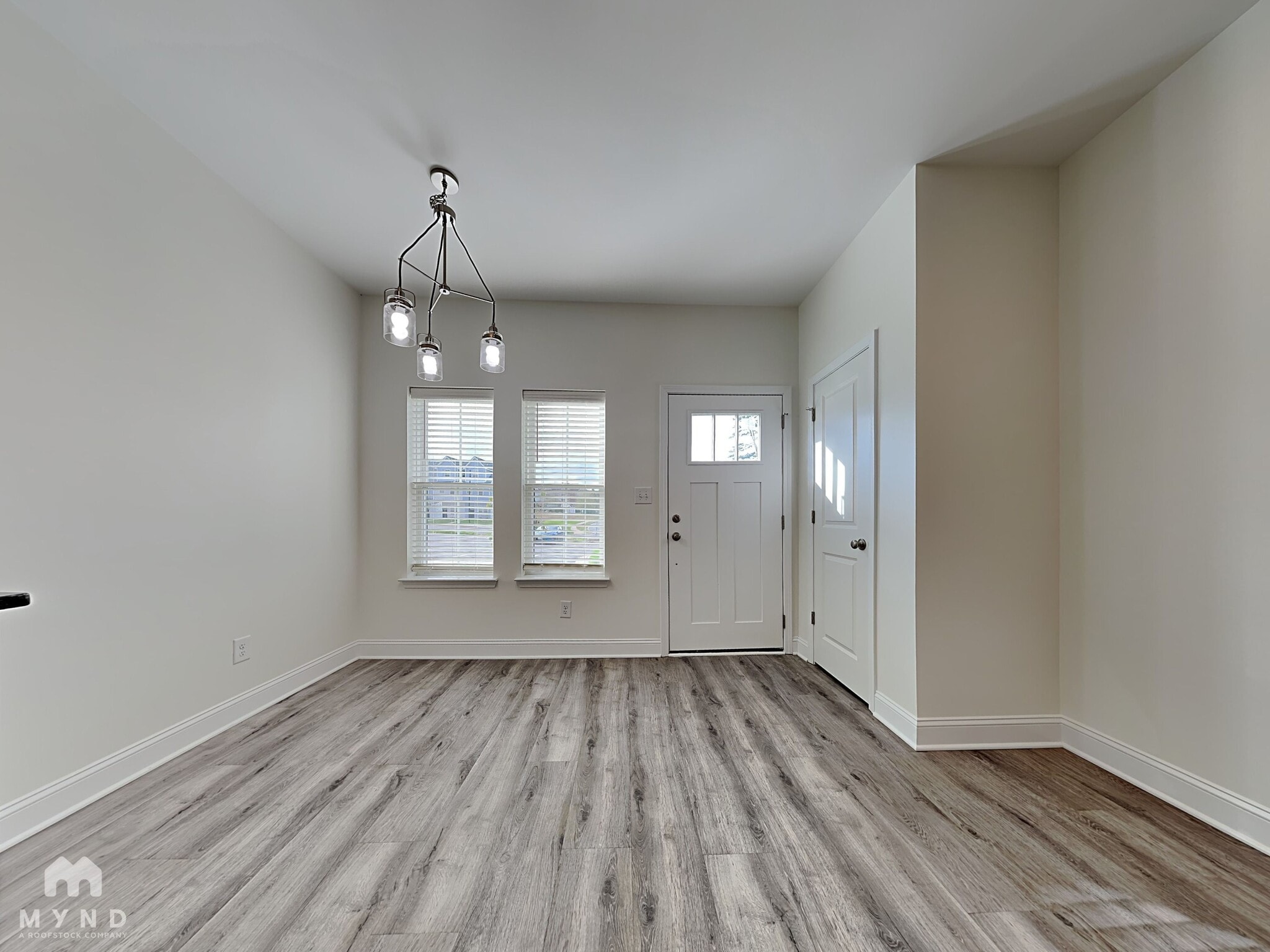 Building Photo - 2395 Eagle Creek Ct