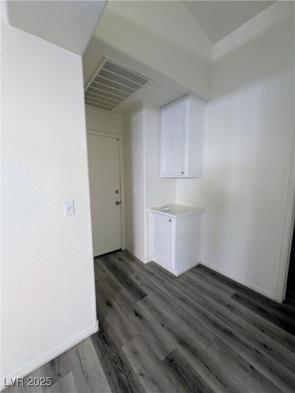 Building Photo - 4459 Anatone Dr