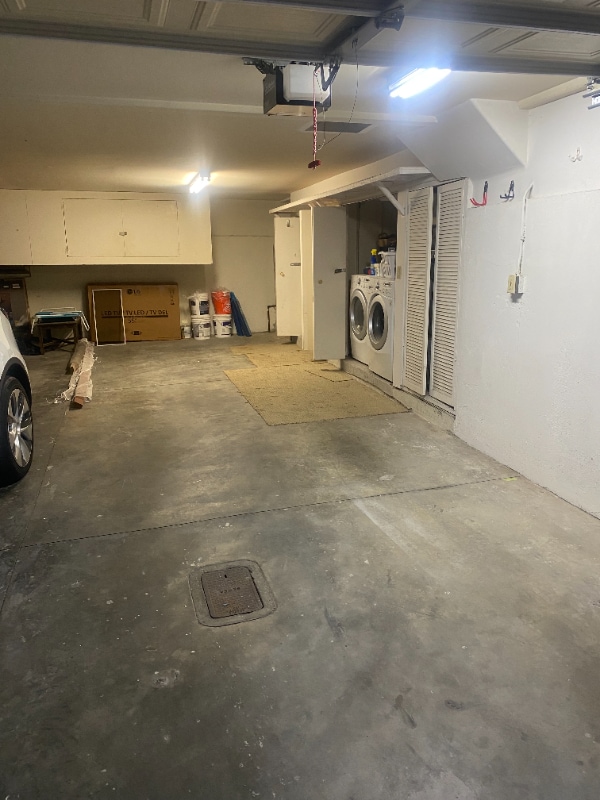 Building Photo - 213 Moonstone St