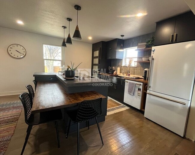 Building Photo - 108 Walnut St