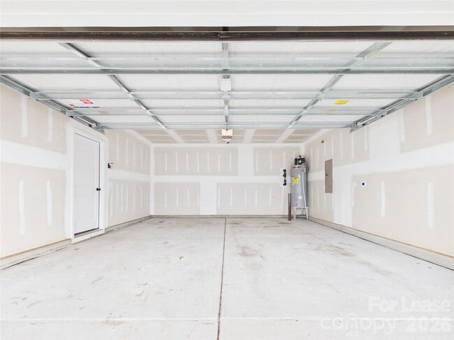 Building Photo - 9058 Stoney Waters Ct