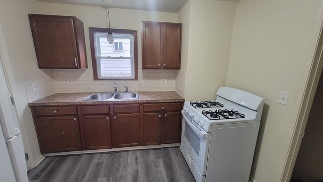 Building Photo - 955 Concord Ave