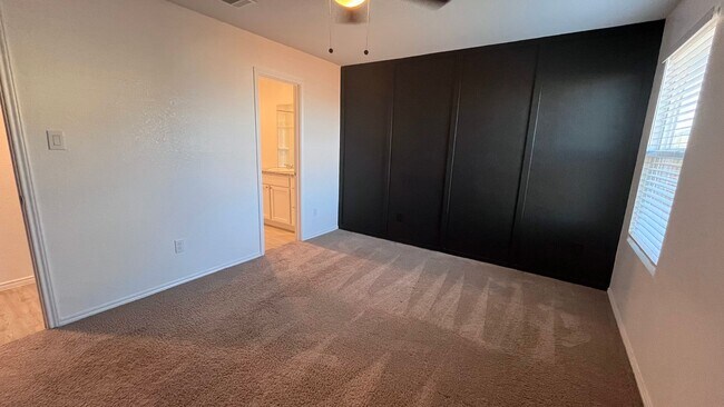 Building Photo - Move in Ready - Pet Friendly with pet door...