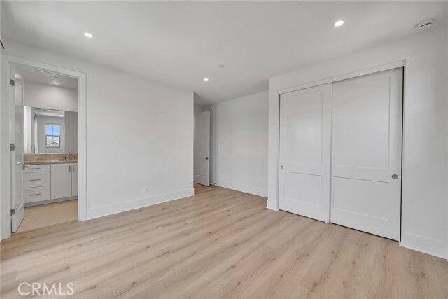 Building Photo - 132 Drumbeat