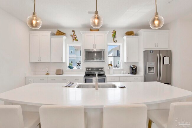 Building Photo - 14558 Salt Meadow Dr