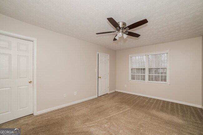 Building Photo - 148 Wildwood Dr