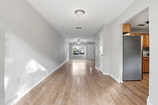 Building Photo - Townhome in Plantation Villas - Haile Plantation