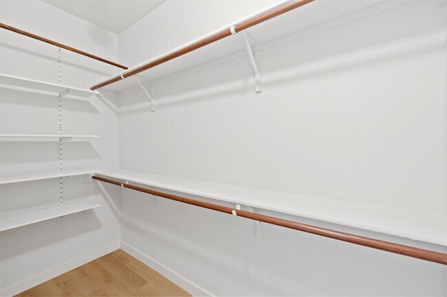 Building Photo - 1708 Rockland Dr