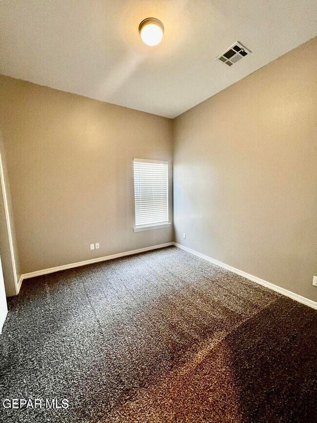 Building Photo - 11365 Hidalgo Dr