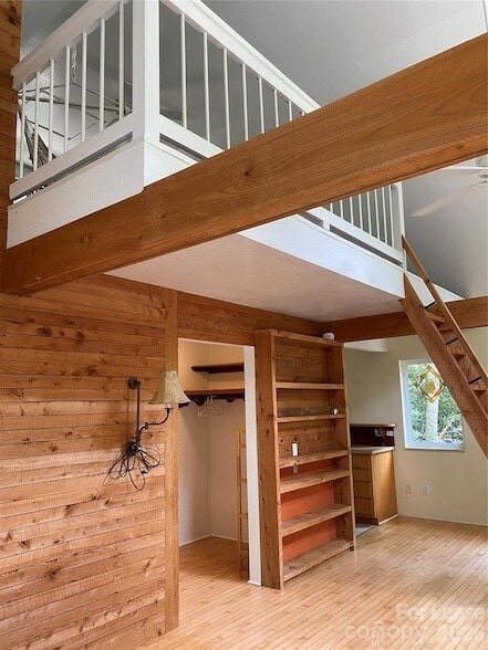 Building Photo - 2208 Blue Rock Rd