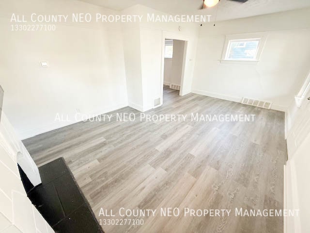 Building Photo - 4007 Behrwald Ave