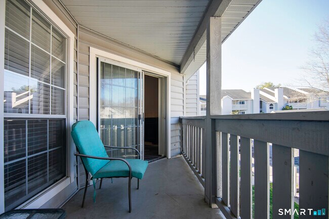 Building Photo - 82 Crown Knoll Ct