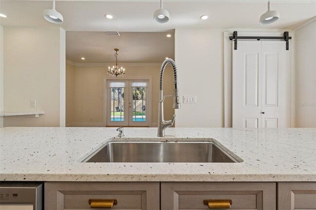 Building Photo - 344 21st Ave NE