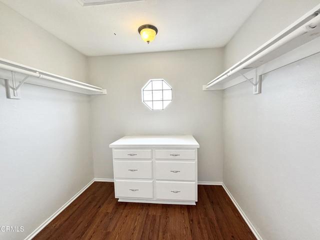 Building Photo - 864 Dunes St