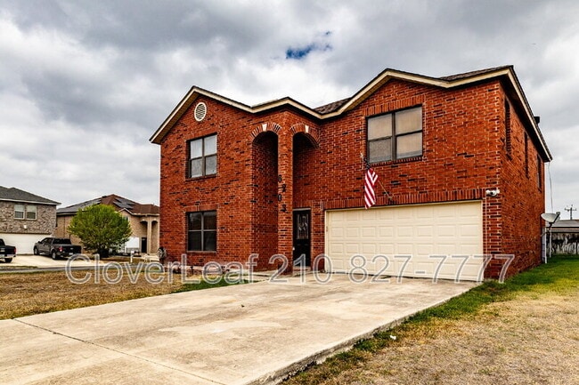 Building Photo - 6203 Lakeview Dr.