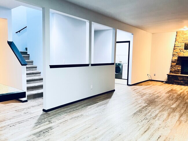 Building Photo - 5815 148th Pl NE