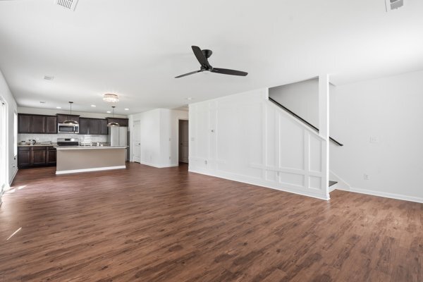 Building Photo - 4599 Woodford Cir