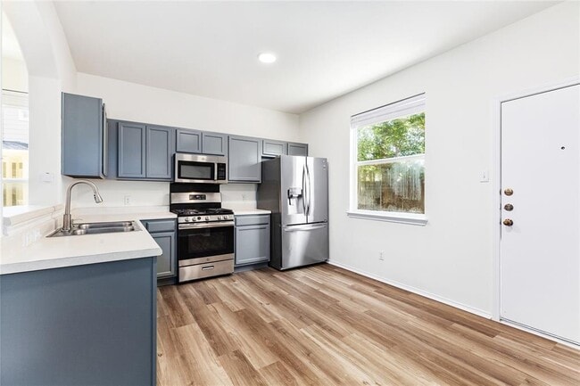 Building Photo - 14416 Lewis Carroll Ln