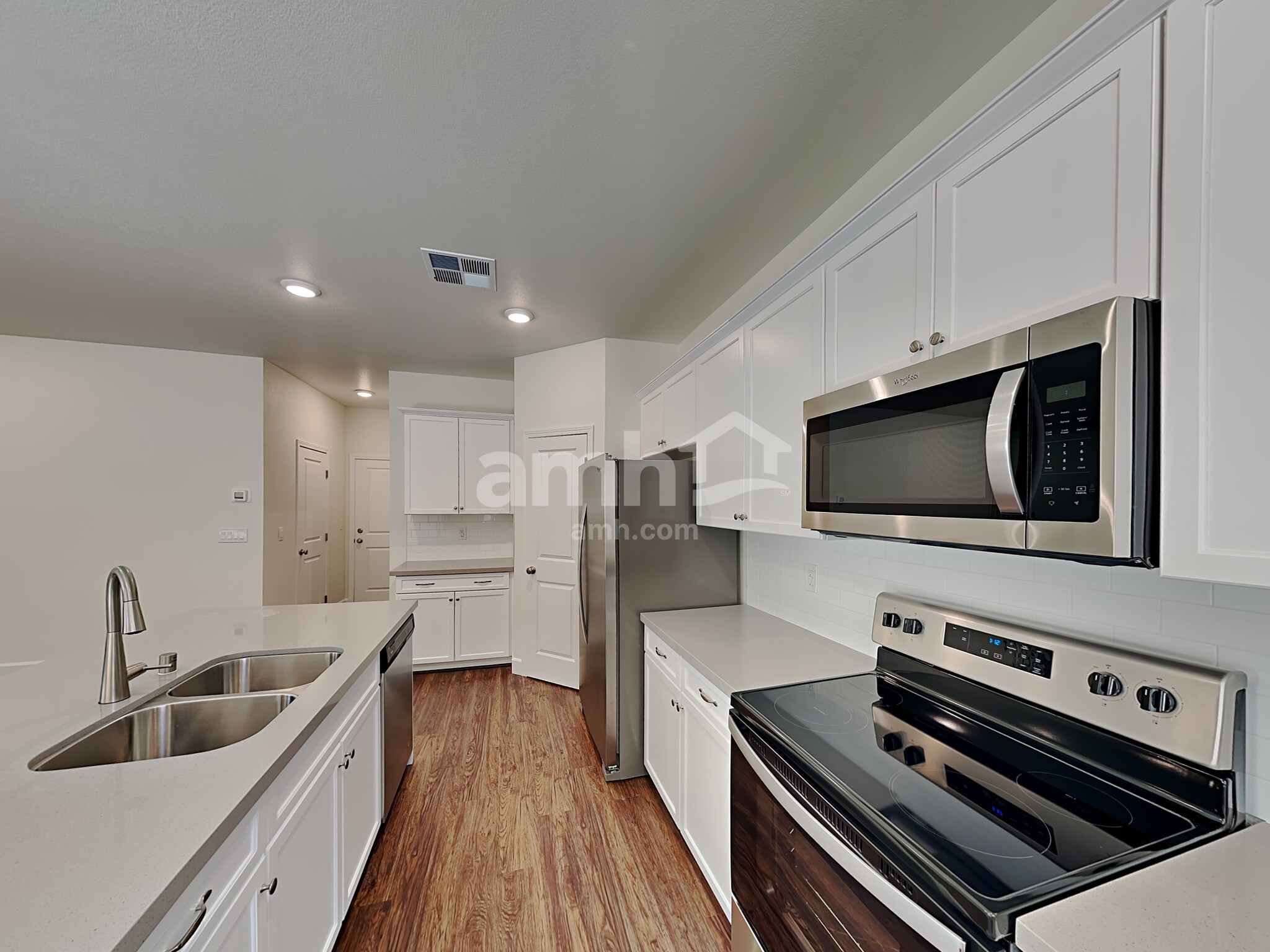 Building Photo - 6135 Theodore St