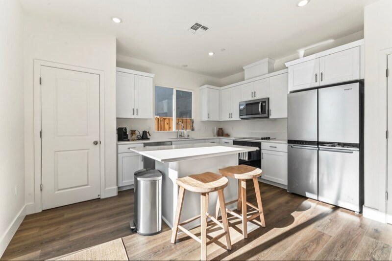 Building Photo - 231 Goldback Ct