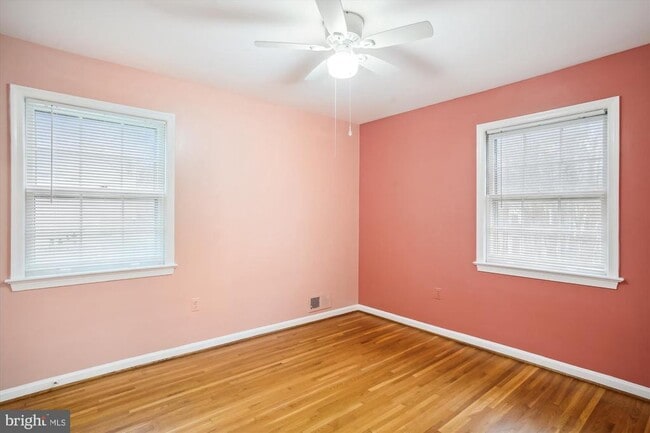 Building Photo - 11808 Coldstream Dr